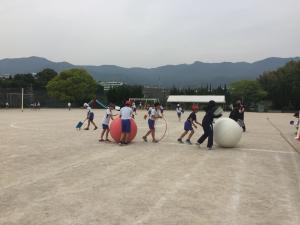 １