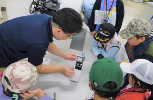 工場見学の様子