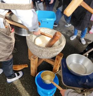 餅つき2