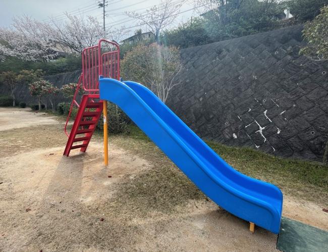 すべり台