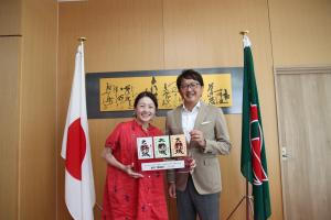 ラジオ出演後の記念撮影