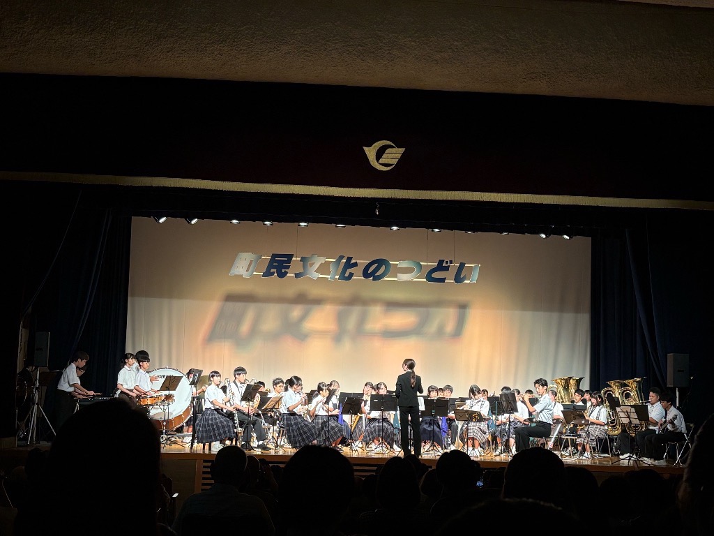 宇美町立中学校吹奏楽部による合同演奏