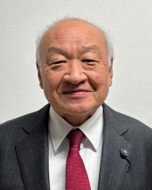や