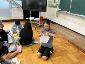 紙ちぎりゲーム