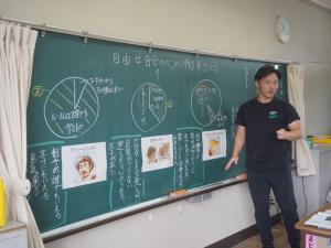 く