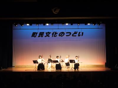 二胡演奏写真