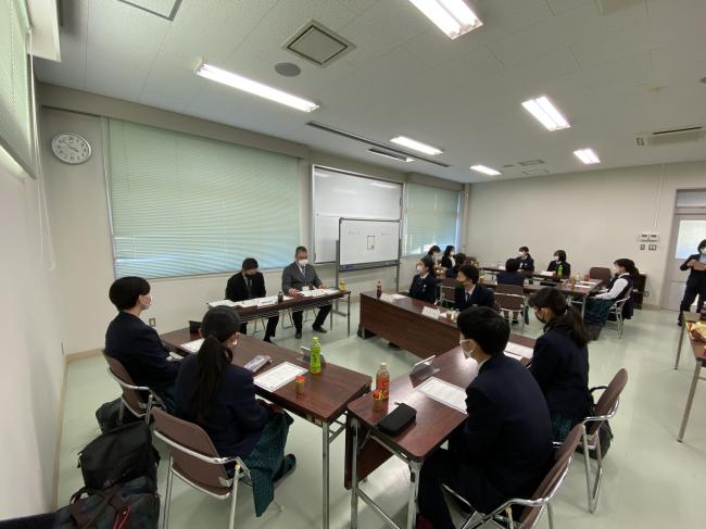 宇美商業高校トークカフェの写真